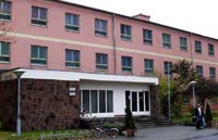 A volt Izsáki úti kollégium, átalakítás után Informatikai Intézet